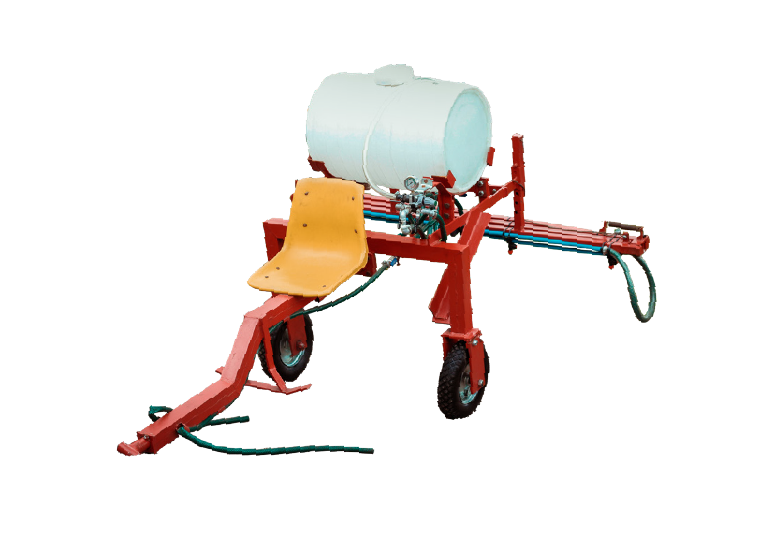 Walking-tractor boom sprayer